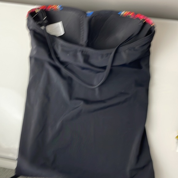 La Blanca Swim Top Size 4 NWT - Picture 4 of 6